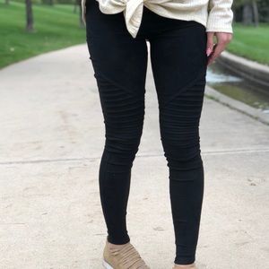 Black moto leggings